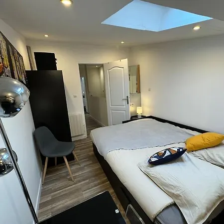 Hébergement de vacances Agreable Maison De Village Recemment Renovee Castelsagrat