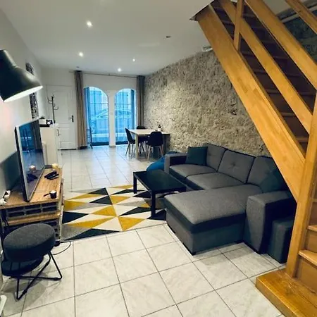 Agreable Maison De Village Recemment Renovee *