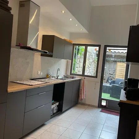 Hébergement de vacances Agreable Maison De Village Recemment Renovee *